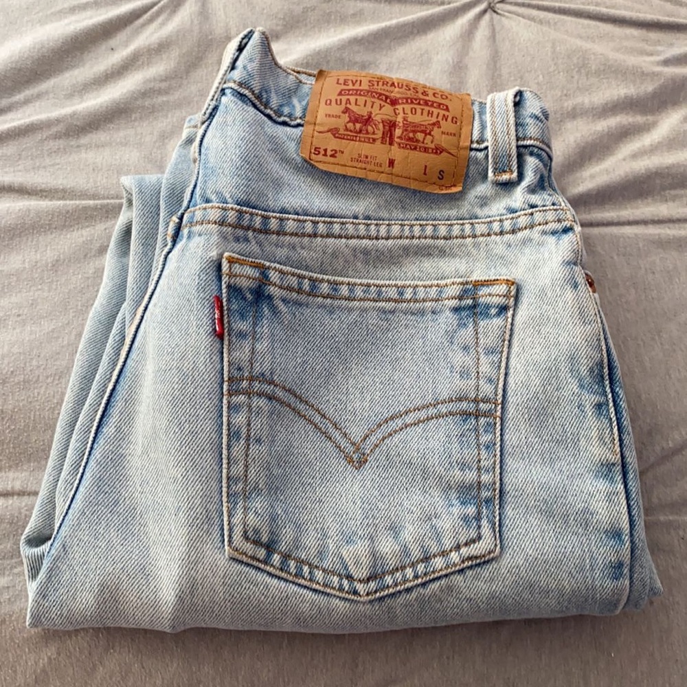 Light washes Levi’s 512